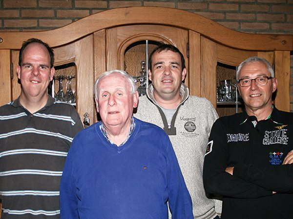Comp. Derycke-Schiemann Comp. Derycke-Schiemann